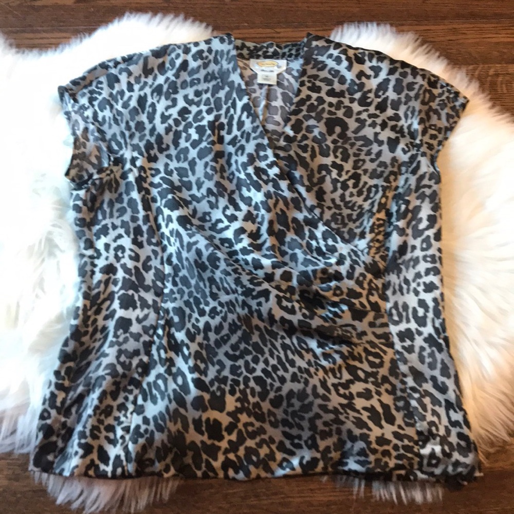 TALBOTS  SILK FAUX WRAP ANIMAL PRINT TOP-SZ 12